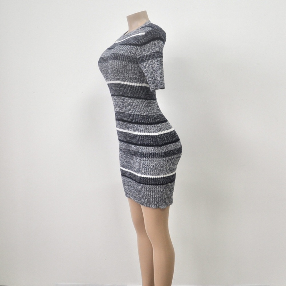 🌹🌹Adorable Grey Sweater Dress - Picture 6 of 8